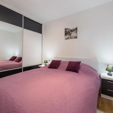 Apartments Crystal Makarská Pokoj fotografie