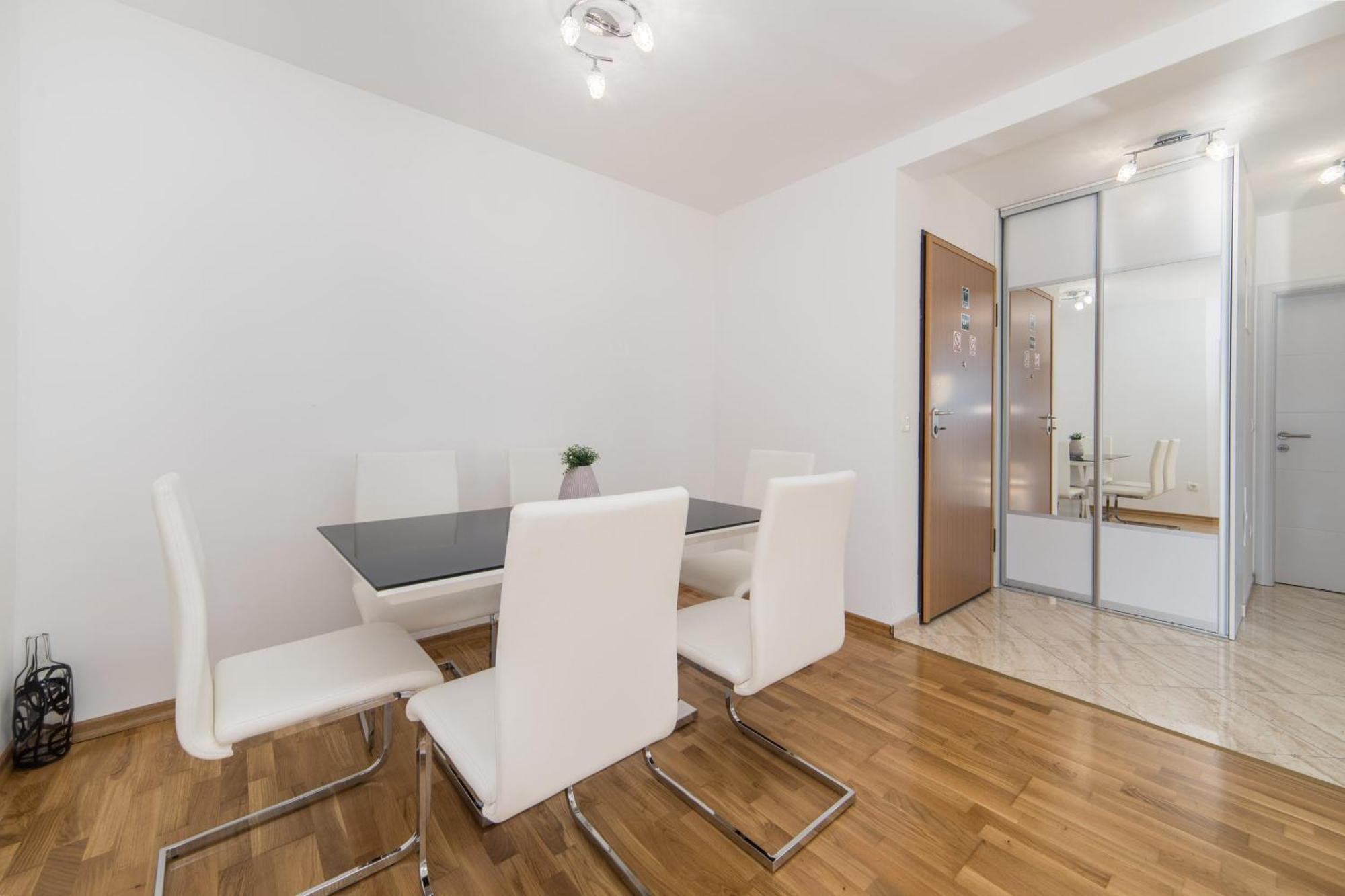 Apartments Crystal Makarská Pokoj fotografie