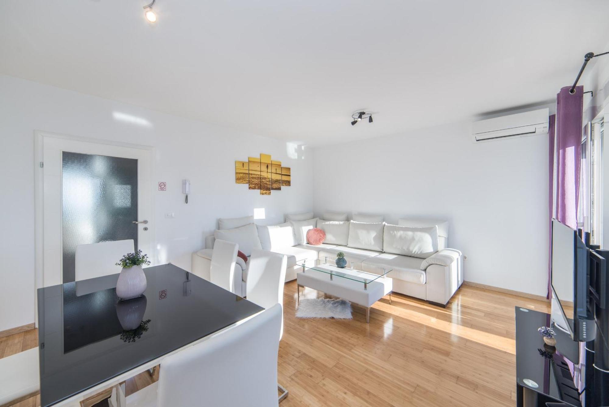 Apartments Crystal Makarská Pokoj fotografie